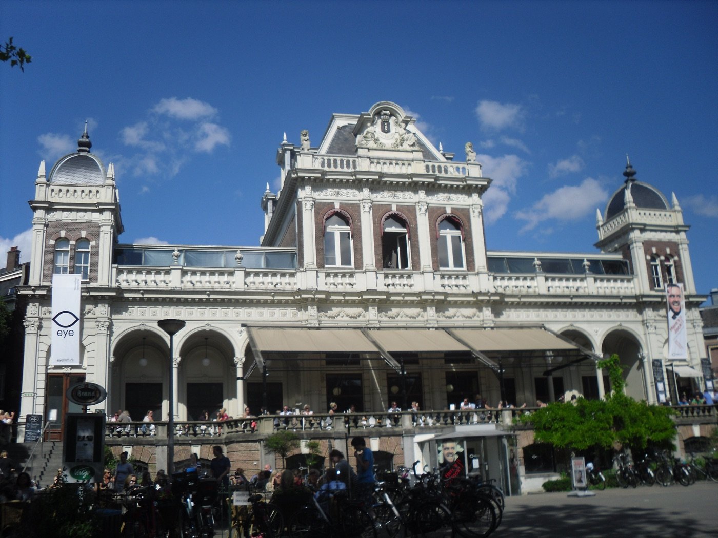 Café Vertigo